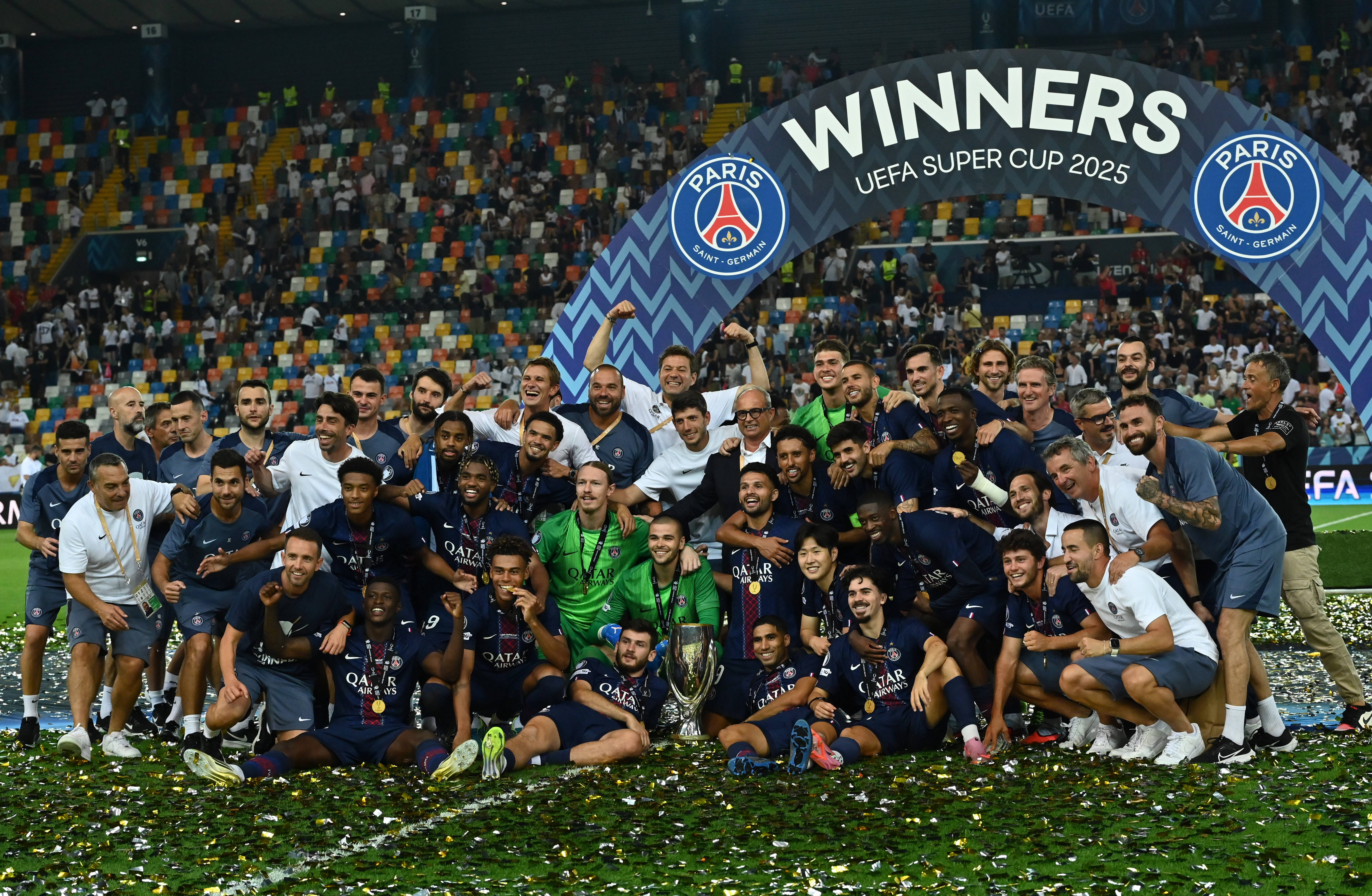 包含巴黎圣日耳曼迎葡超关键赛，国际比赛日刷新队史纪录，质疑声仍在，赛程密集仍需轮换的词条-LOL官网登录入口