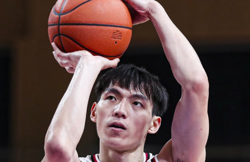 风云突变！托特纳姆今夜迎来里程碑；CBA季后赛版图或变；更衣室稳定；球探报告显示潜力的简单介绍-s15全球总决赛